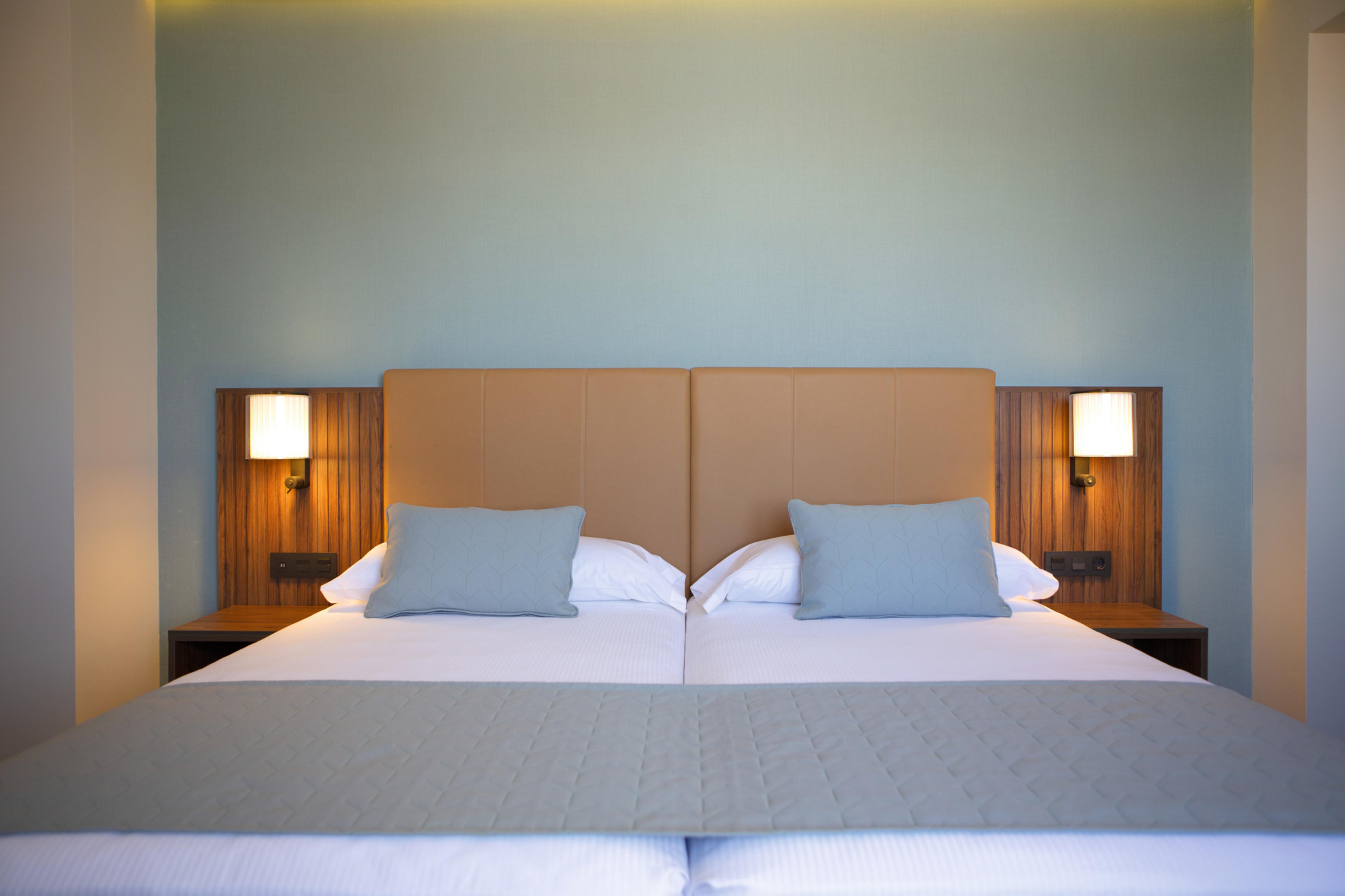 ริอู ปลาซา เอสปาญา Hotel มาดริด ภายนอก รูปภาพ