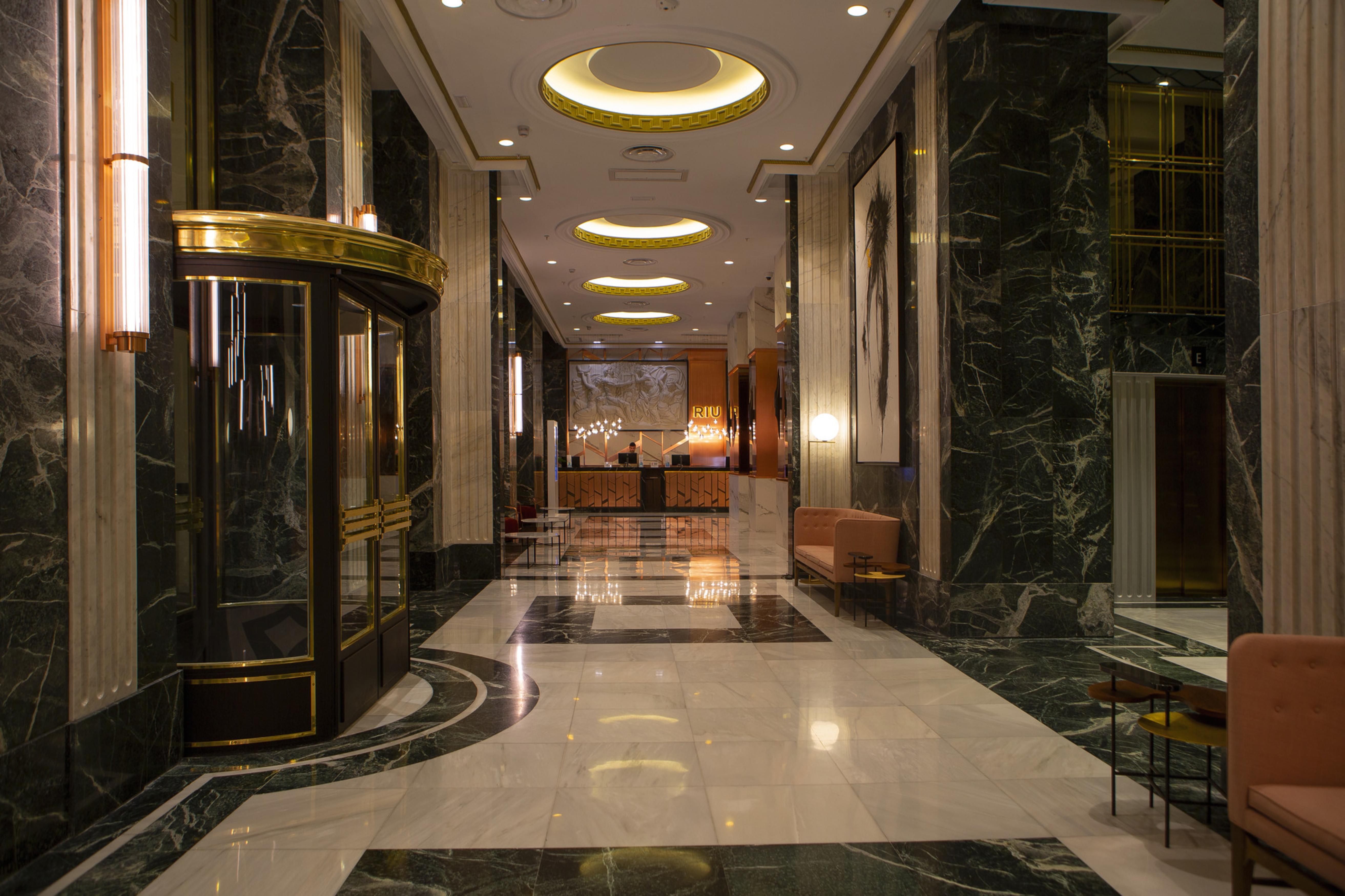ริอู ปลาซา เอสปาญา Hotel มาดริด ภายนอก รูปภาพ